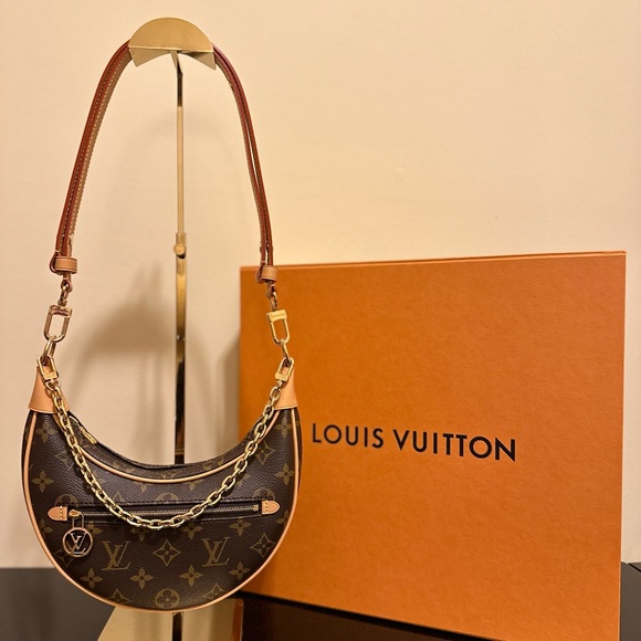 AUTHENTIC Louis Vuitton Loop Monogram Handbag - Picture 2 of 9